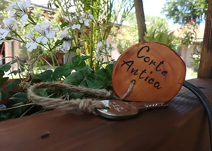 Country House Corte Antica روزيتو ديلي أبروتسي