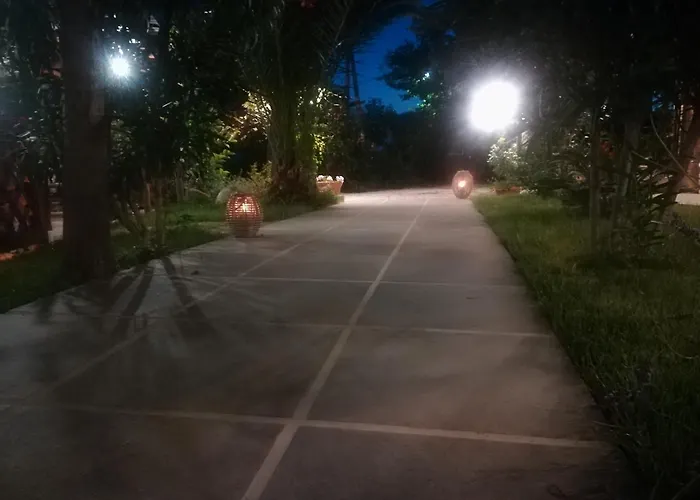 Country House Corte Antica مزرعة للإقامة روزيتو ديلي أبروتسي