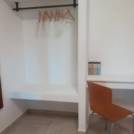 Country House Corte Antica 农家乐 *