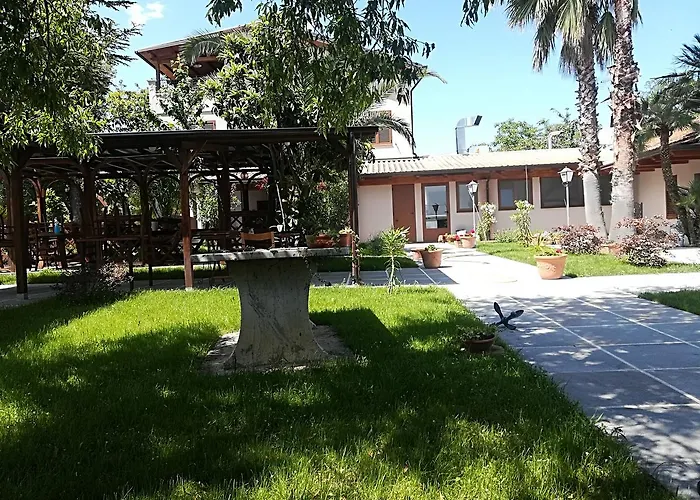 Alloggio per agriturismo Country House Corte Antica *